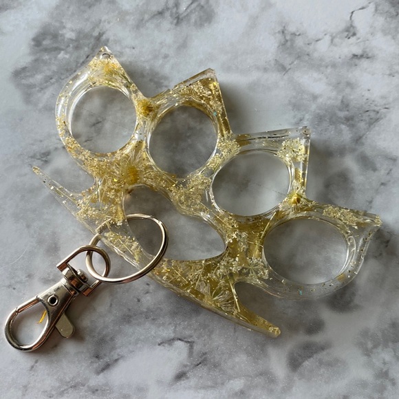 Flower knuckles keychain - Picture 2 of 6